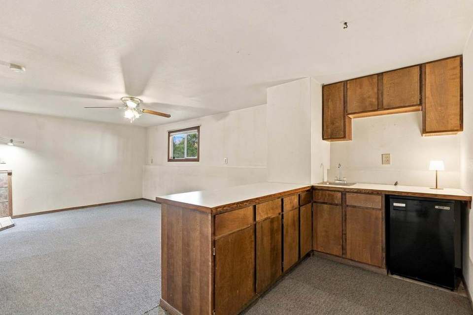 Lower level wet bar